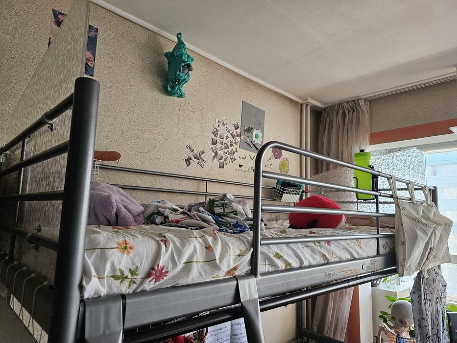 Метално легло с надстройка IKEA