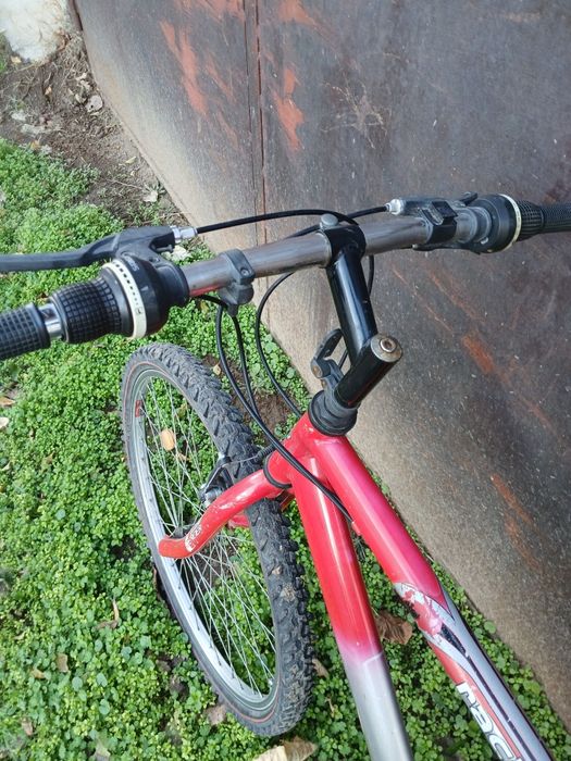 Продавам 2 велосипед баик цена 155 лв