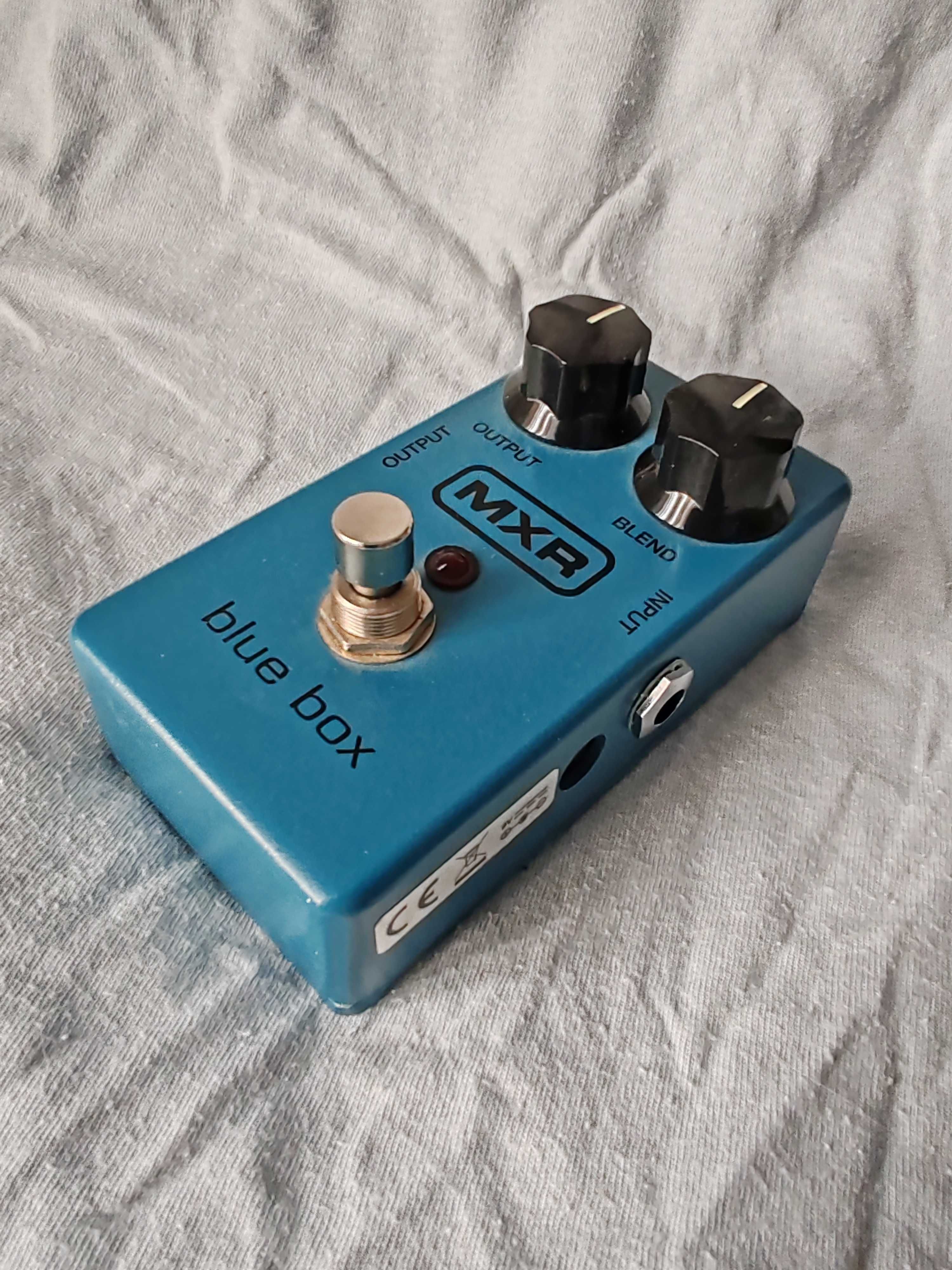 Ефект за китара: MXR Blue Box M103