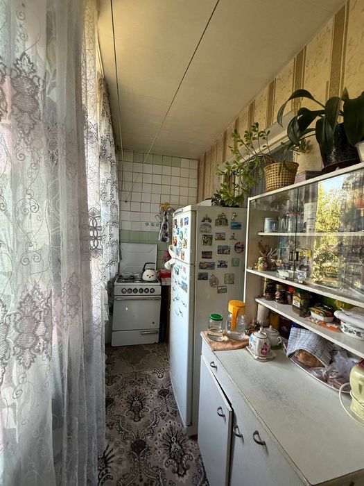 Юнусабад 15, 2/4/4. Балкон 1,5*6.