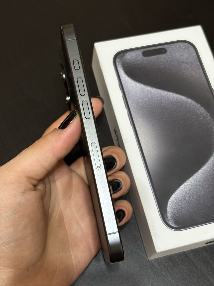 Vand/schimb iPhone 15 Pro 256gb black