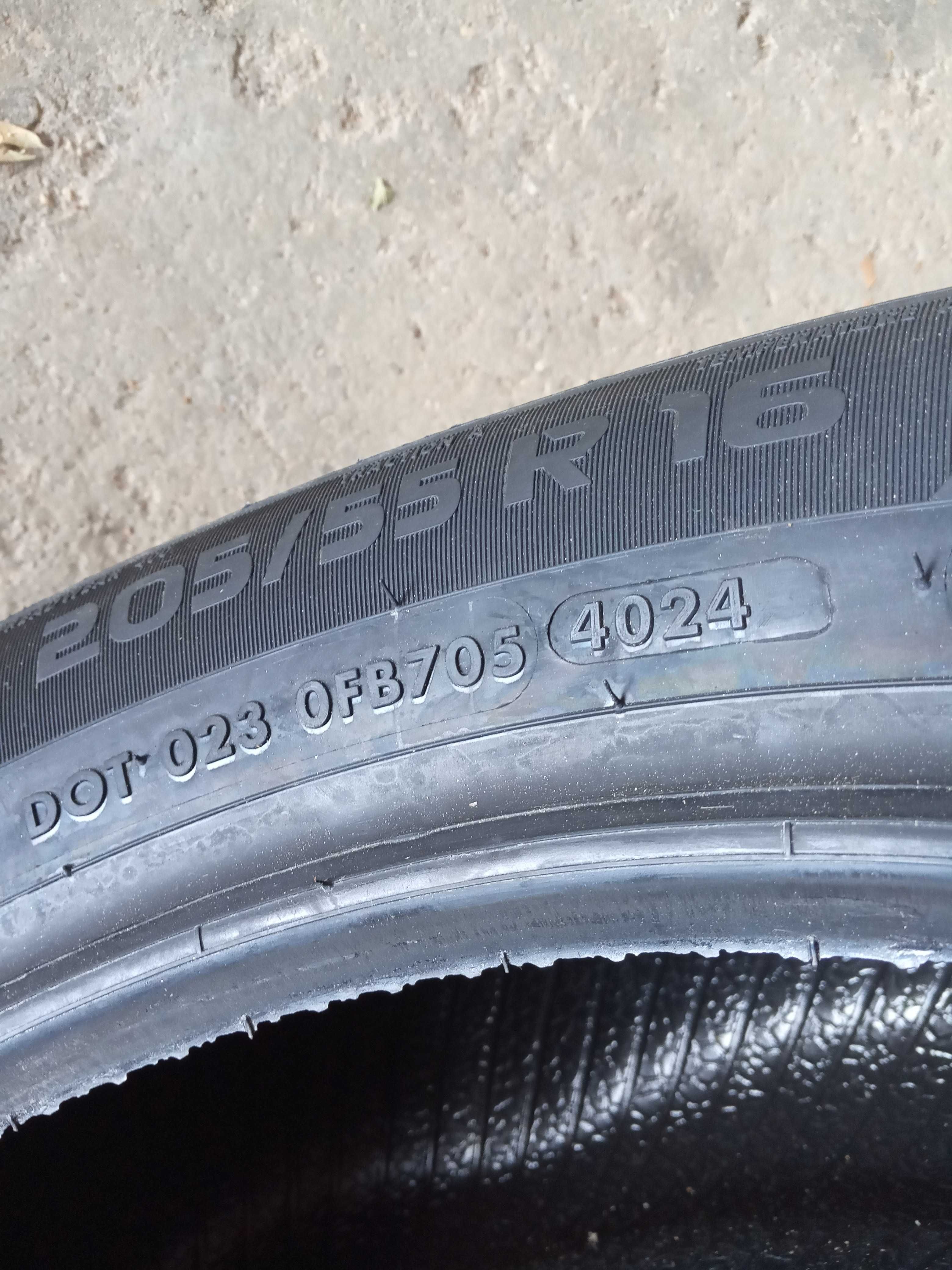 2 Нови всесезонни гуми 205/55R16 Vredestein Quatrac 91H M+S DOT4024