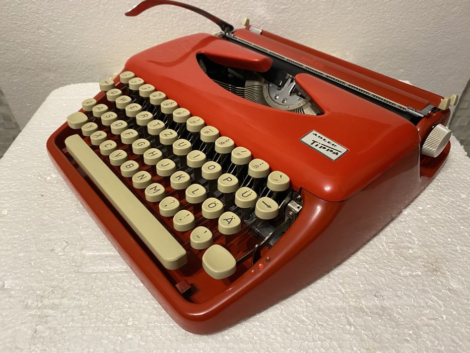 Masina de scris tippa