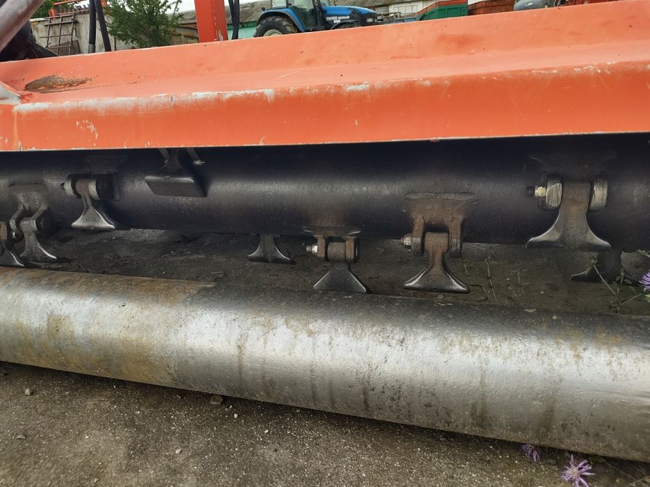 Freza resturi vegetale Khun ,Desvoys