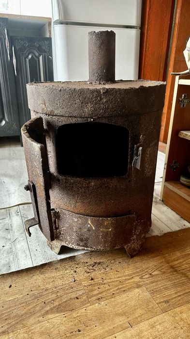 Чугунная буржуйка — отличное состояние!