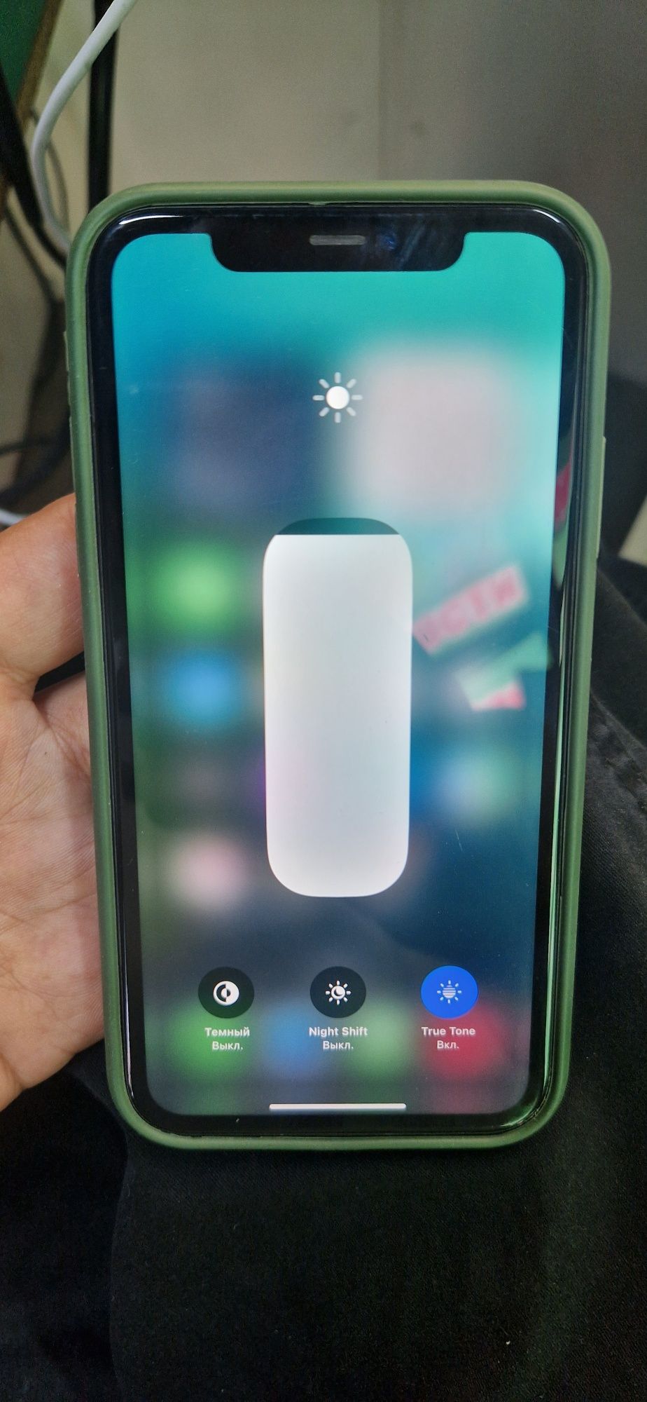 Продам срочно iphone 11 black 128gb, face id, true tone все работает!
