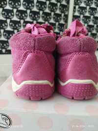 Papuci de fetițe roz