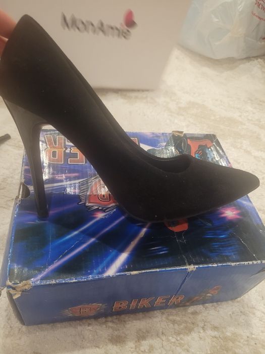 Продам туфли 37 р. в отличном состоянии