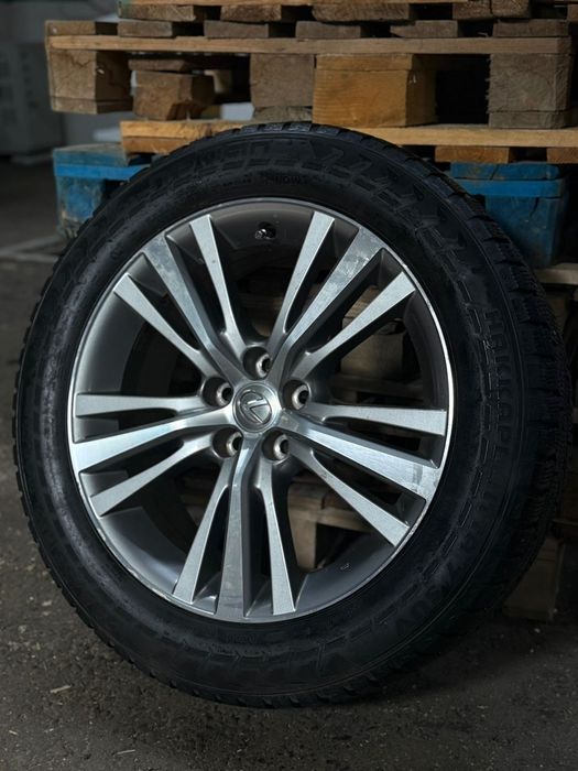 Продам диски с резиной RX 350