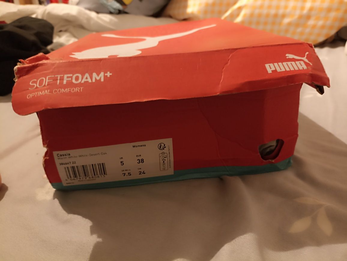 Pantofi sport Puma Cassia