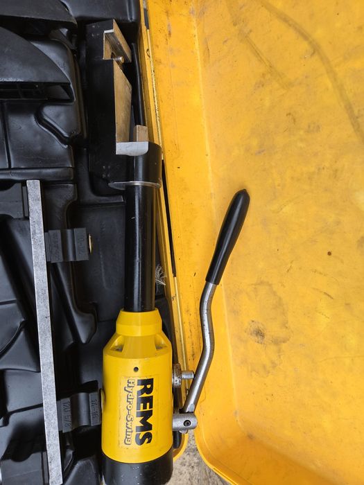 Rems Hydro Swing , masina de indoit teava hidraulica bendoff