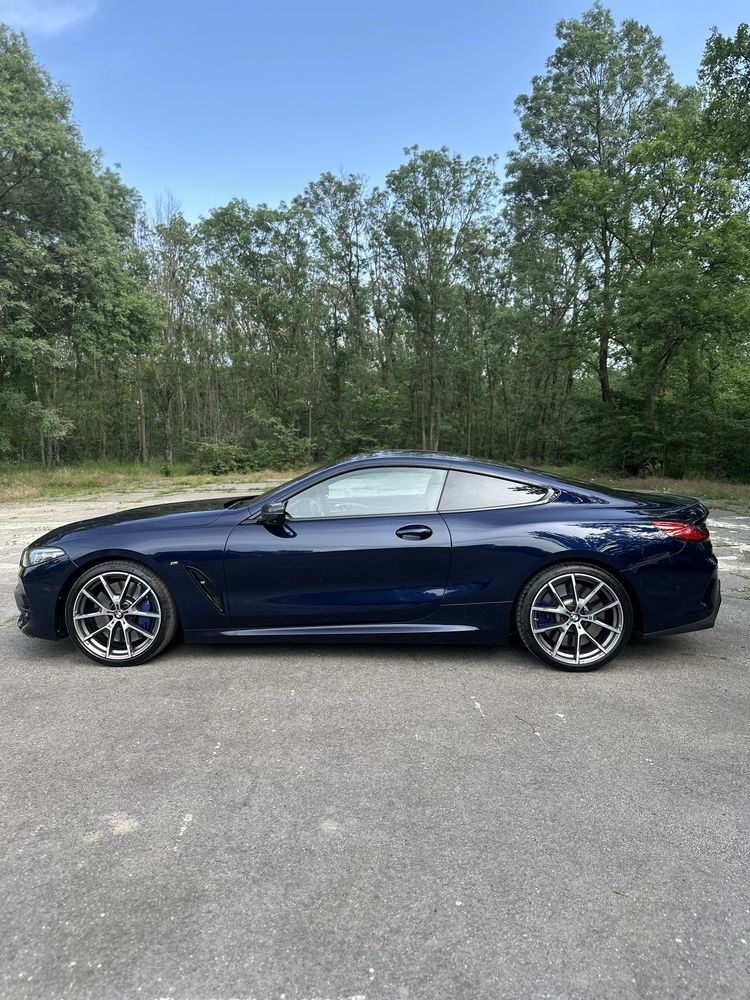 BMW M850i xDrive Coupe M Sport