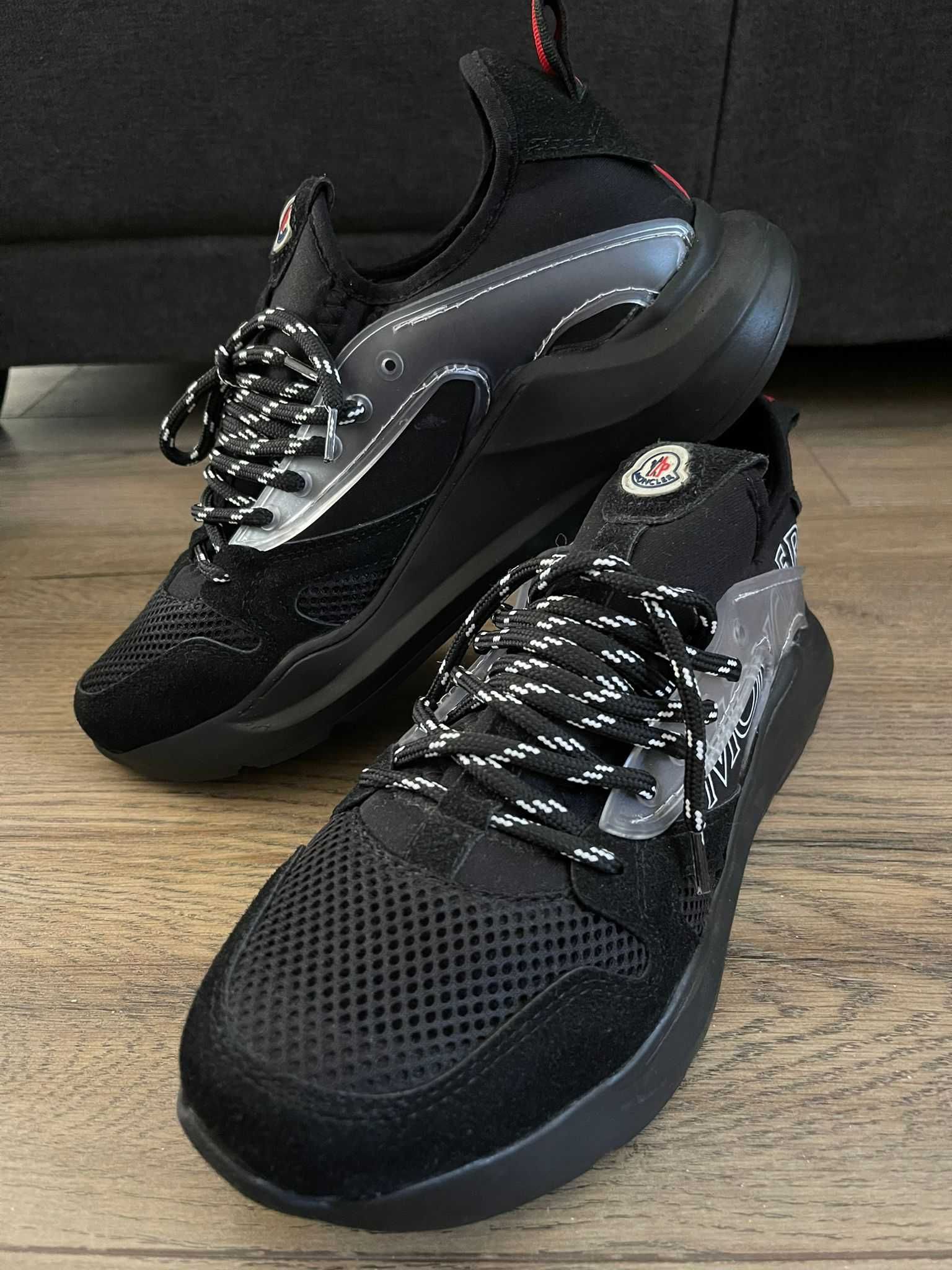 Adidasi / Pantofi sport Moncler barbarti marimea 40
