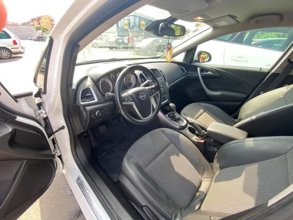 Opel Astra J 2.0 CDTI 165cp