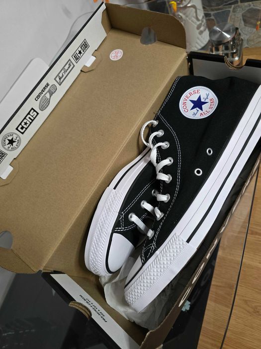 Converse
Tenişi Chuck Taylor All Star