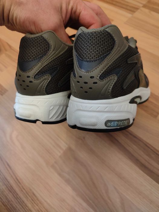 Adidasi Adidas nr 45