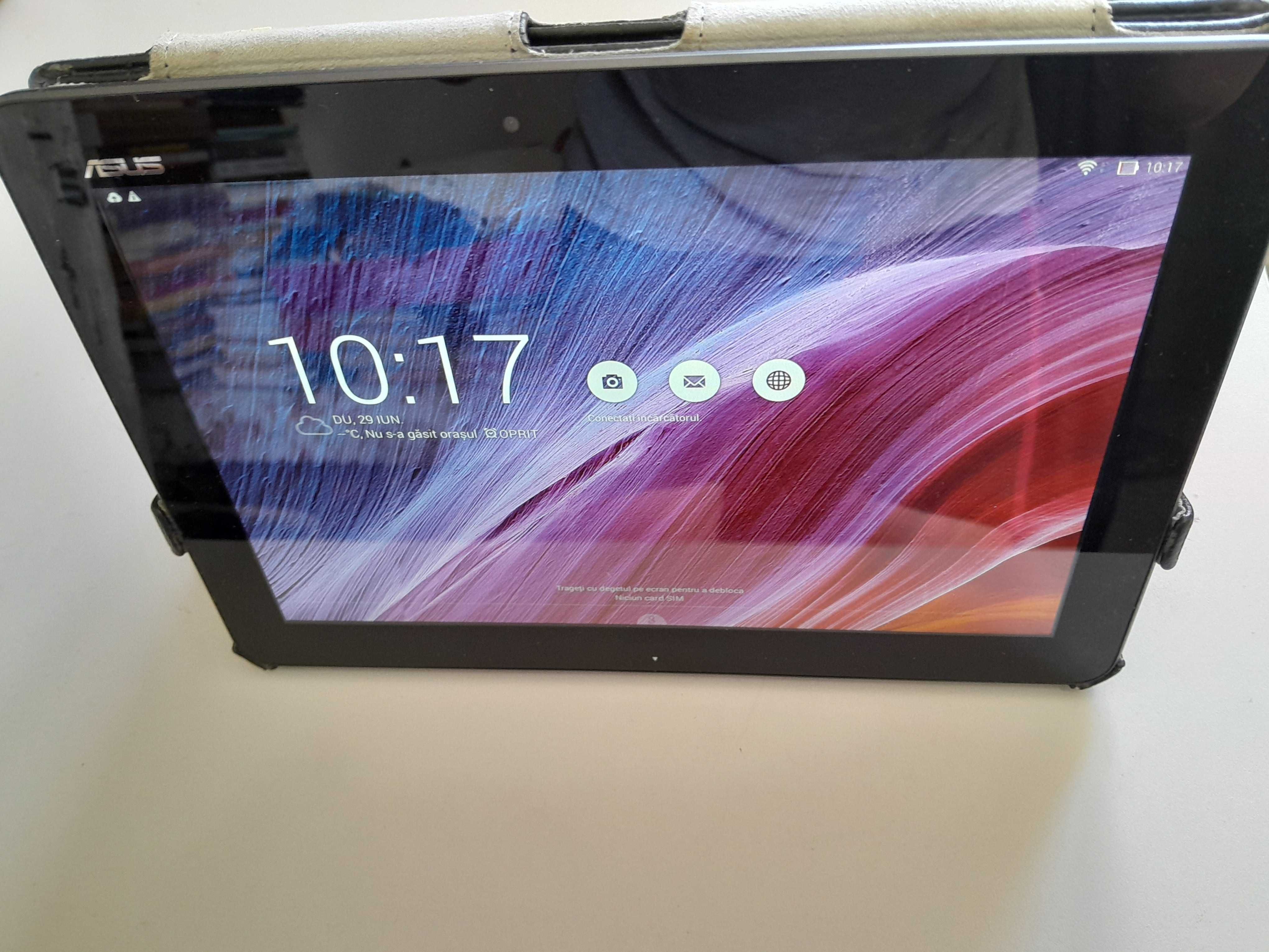 Vand tableta-laptop Asus Transformer Pad TF103CG in stare buna + husa