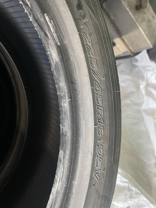 225/45/18 HANKOOK