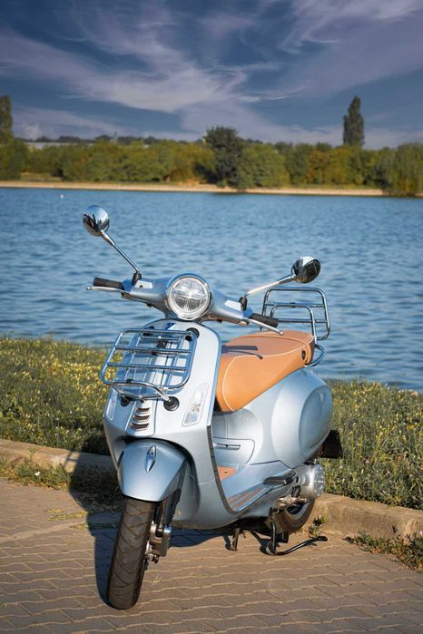 Vespa Primavera 49 cc - PicNic - stare excelentă