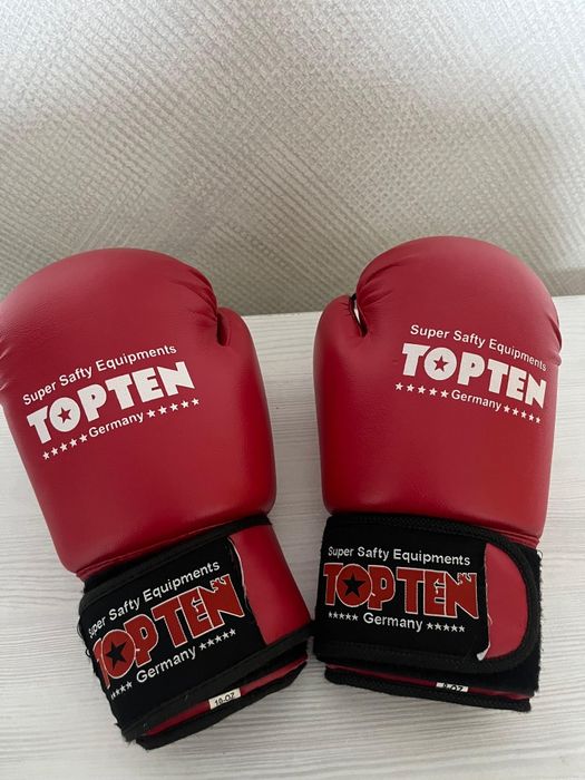 Боксерские перчатки TOP TEN
