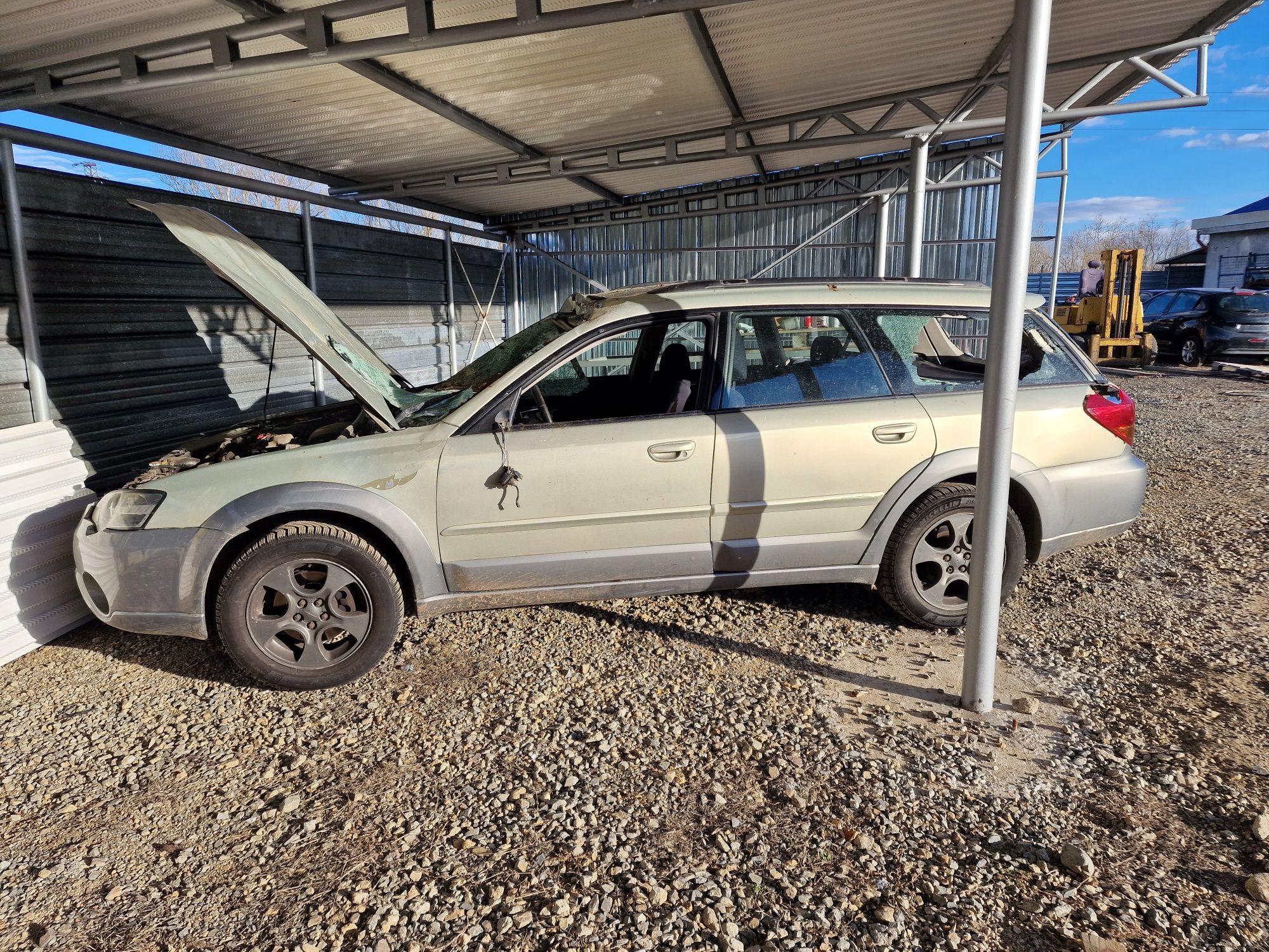 Subaru Outback 2.5i На части!