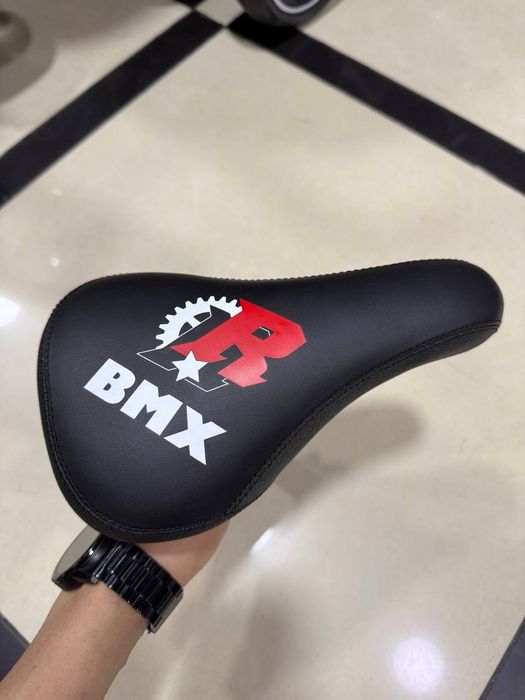 Запчасти BMX сиденье кожанное