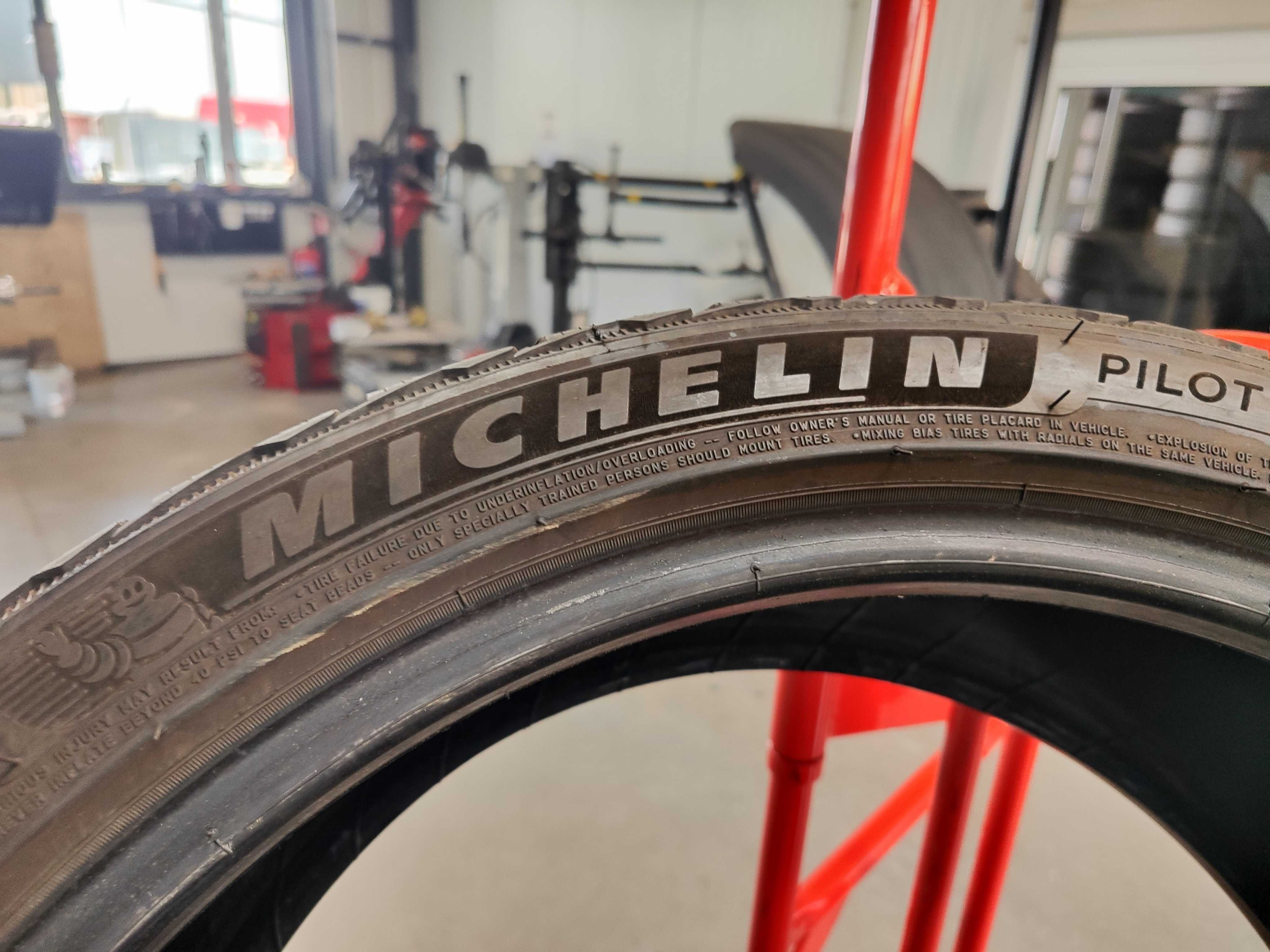 4бр.зимни гуми 235/40/19 Michelin