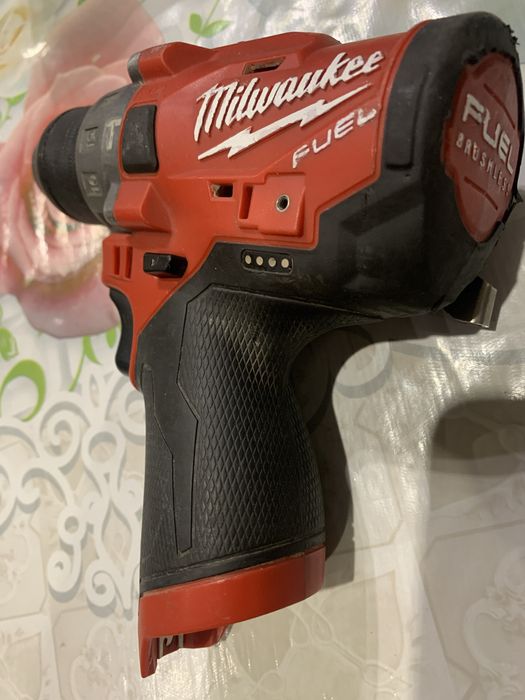 Milwaukee M12 FPD/ двускоростен винтоверт с ударна функция