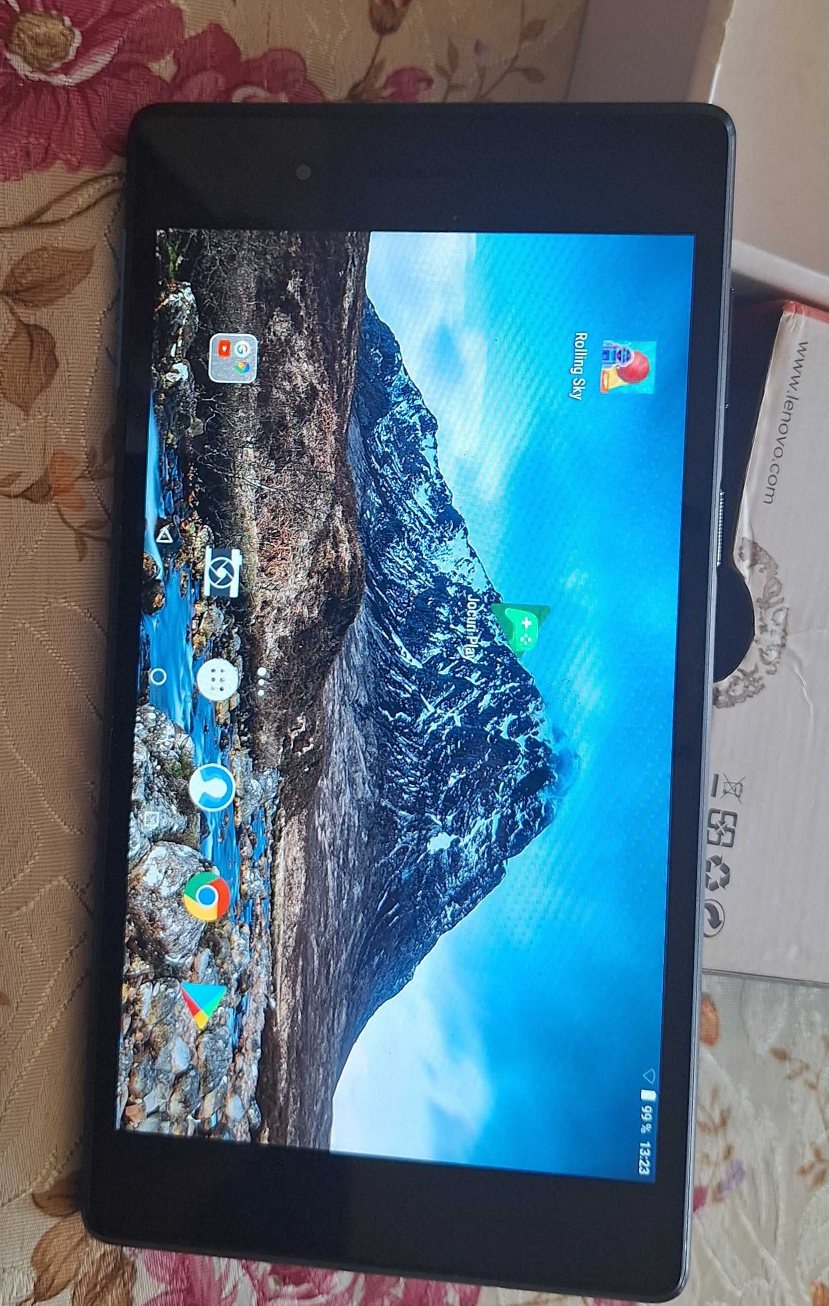 Tablete.    Lenovo