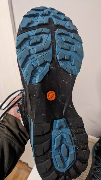 scarpa  incaltaminte mid gtx 45/30 marimea