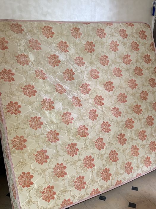 Продаётся матрас