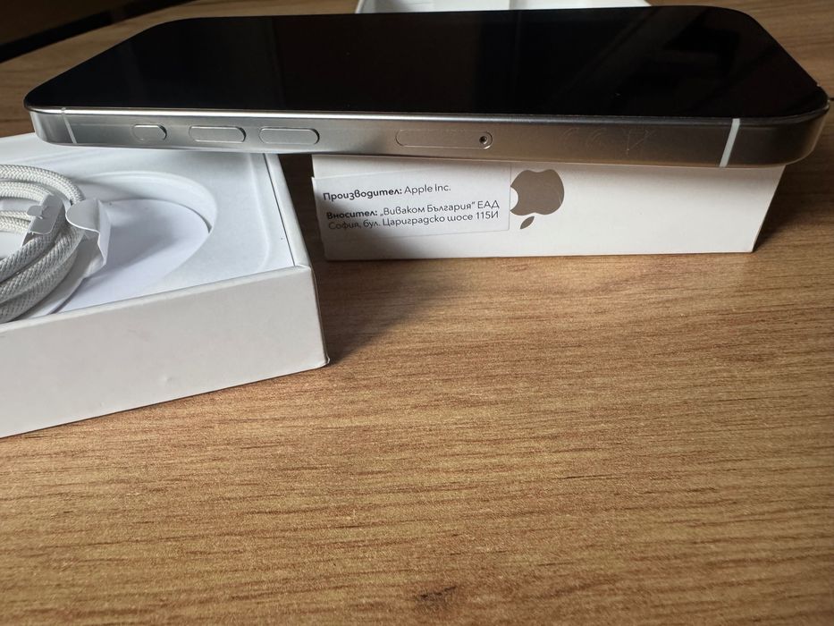 iPhone 16 pro с гаранция
