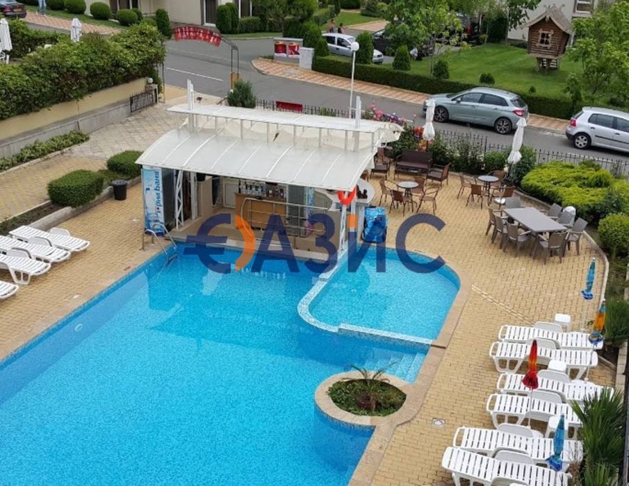 Продава се Хотел в Свети Влас - 1128 кв.м за 398 €/кв.м - Снимка #14