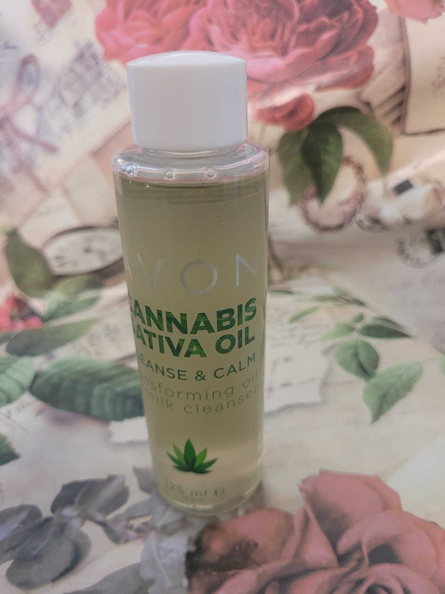 Avon Cannabis sativa oil crema de fata, crema de maini