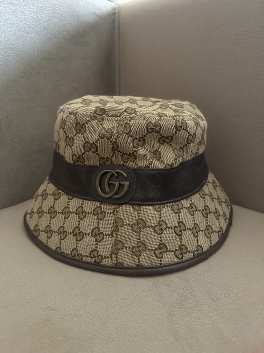 Колан Pinko /Шапка / Бански Tom Ford