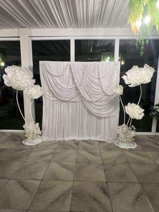 Inchiriez decor foto corner evenimente