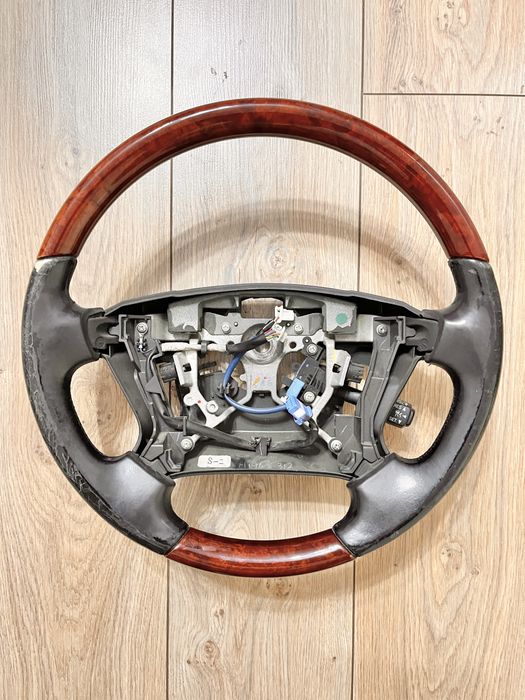 Професиональная перетяжка руля, сидений, селектора АКПП, и салона авто