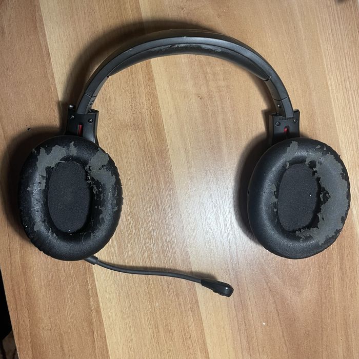 Casti gaming HYPERX cloud flight