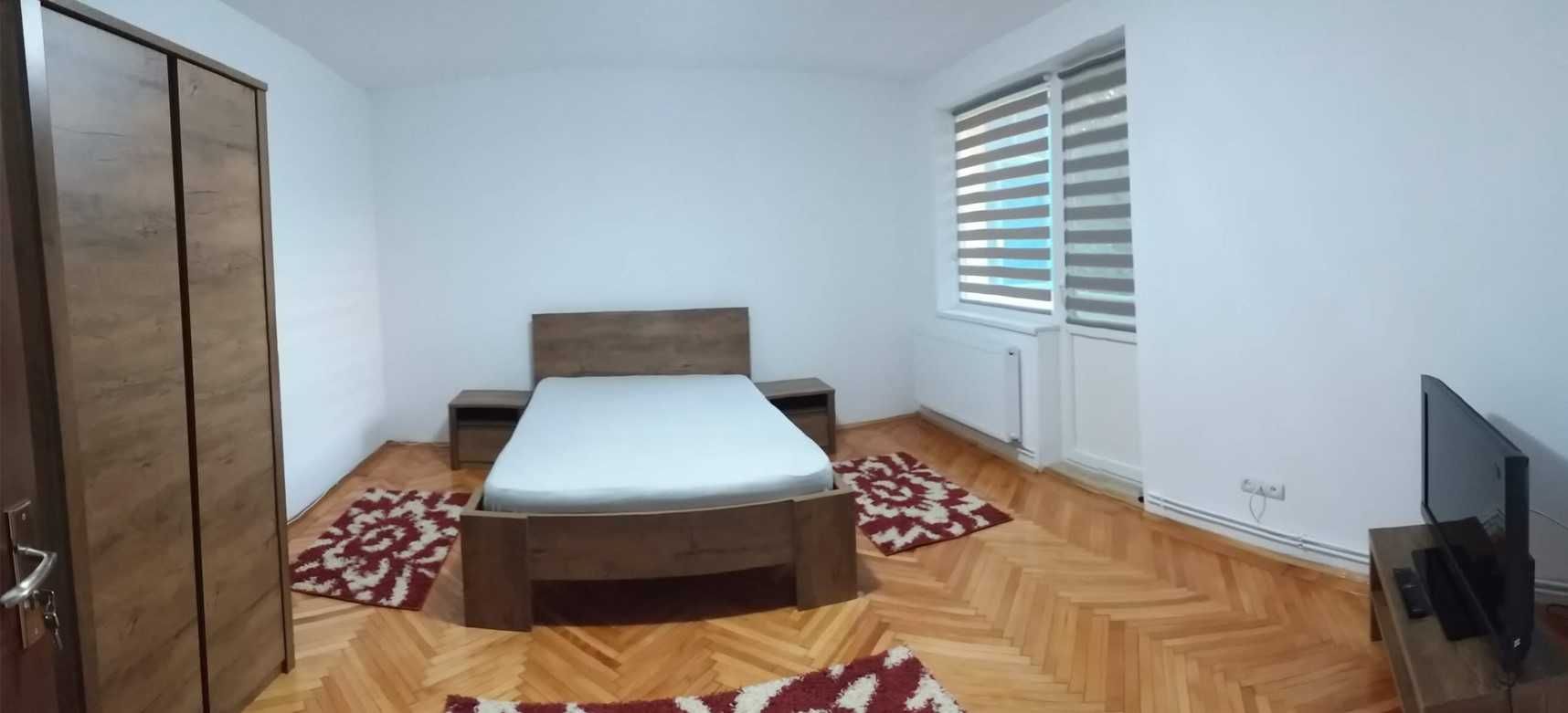 Ofer spre inchiriere apartament cu o camera