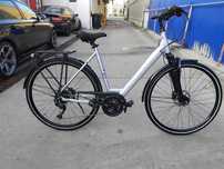 Vând bicicleta trek din aluminiu pentru damă