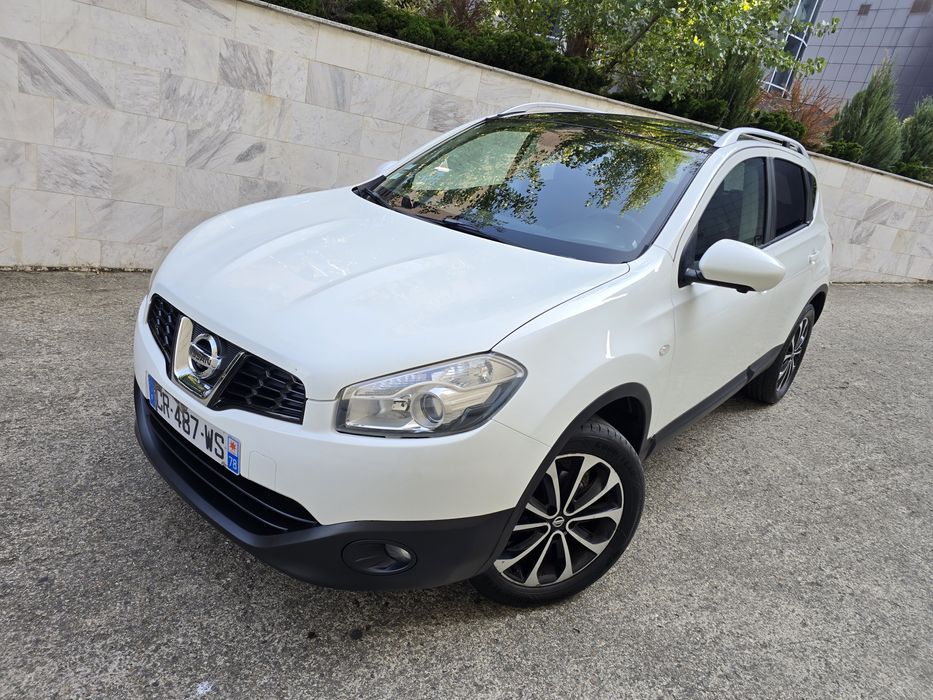 Nissan Qashqai 2013 4 x4 / Camere 360 / Panoramic / Tekna