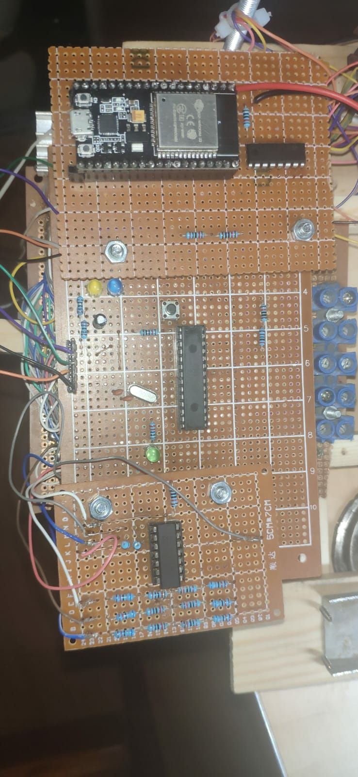 Automatizari, proiectare și execuție software hardware arduino, esp32