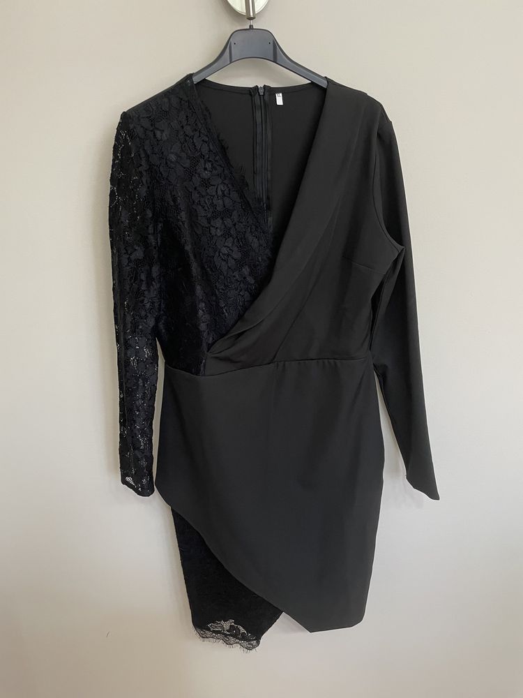 Vand Rochie Neagra