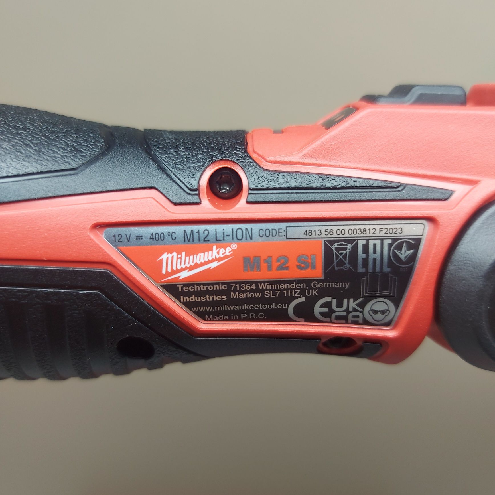 ПРОМОЦИЯ.Акумулаторен поялник Milwaukee M12 SI-0