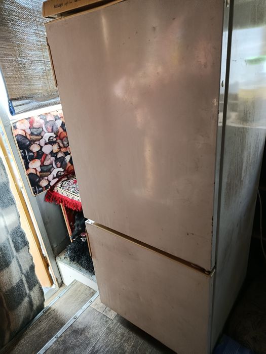 Холодильник даром