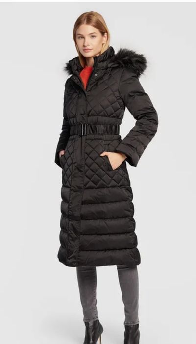 Дълго пухено яке Guess