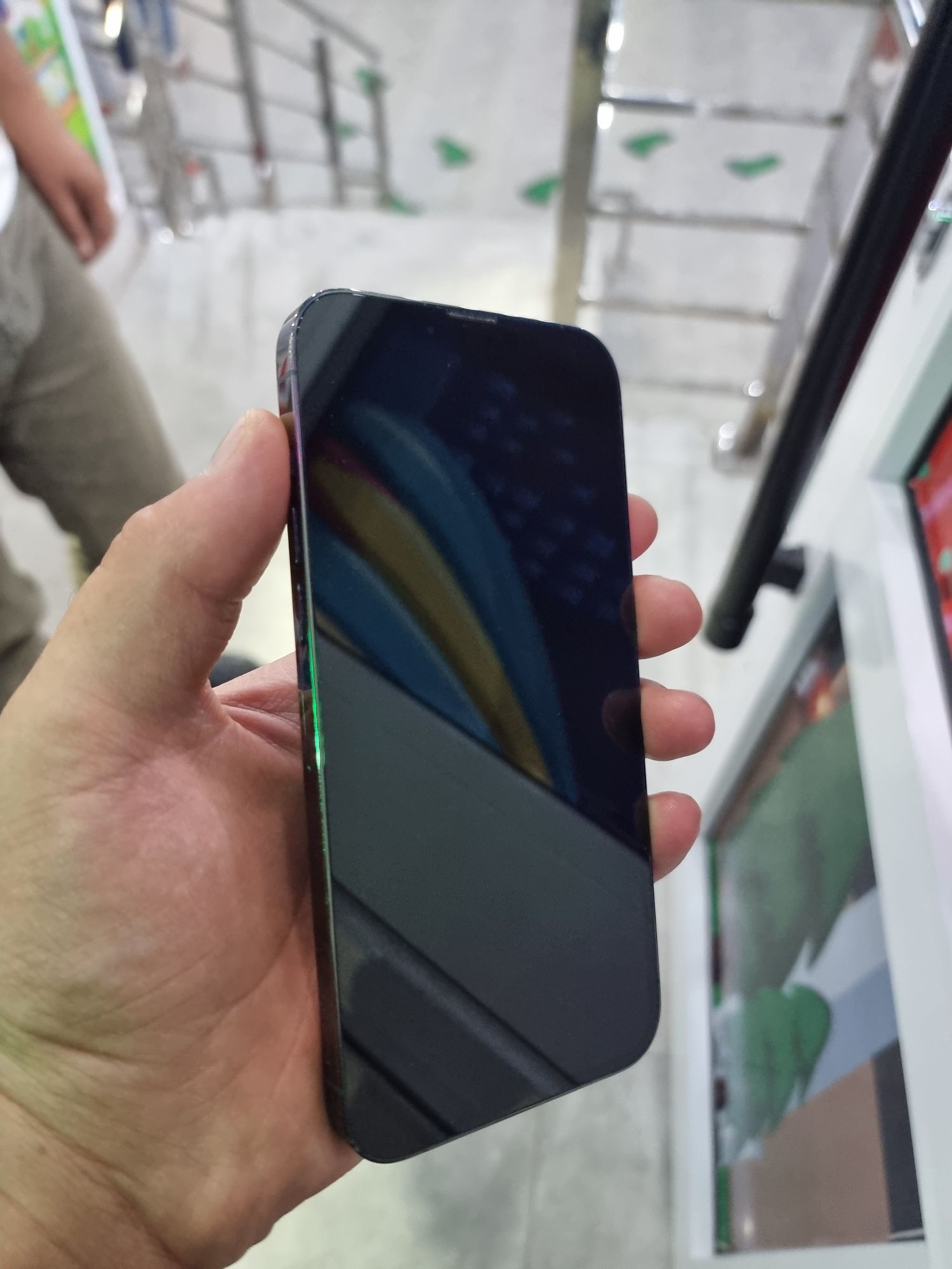 Iphone 13 pro max ideal sastiyanasi