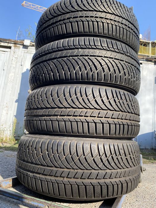 Шины 235/55/17 комплект бу кумхо