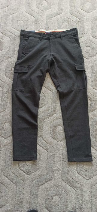 Нов оригинален панталон  McNeal, р-р 40 (М)