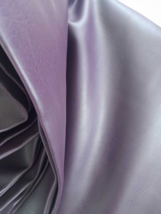 Кожа за тапициране